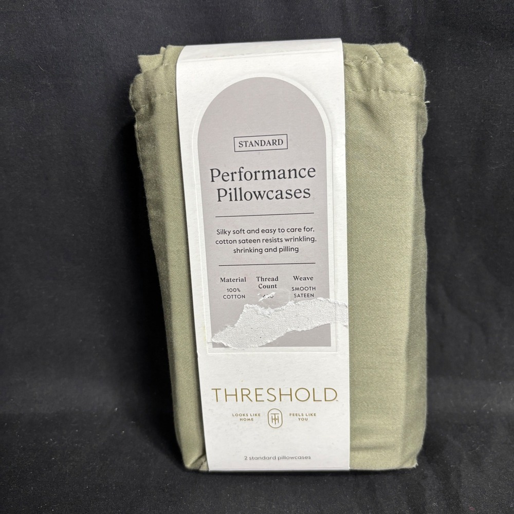 Threshold Performance Pillowcases - Standard - Picture 2 of 4